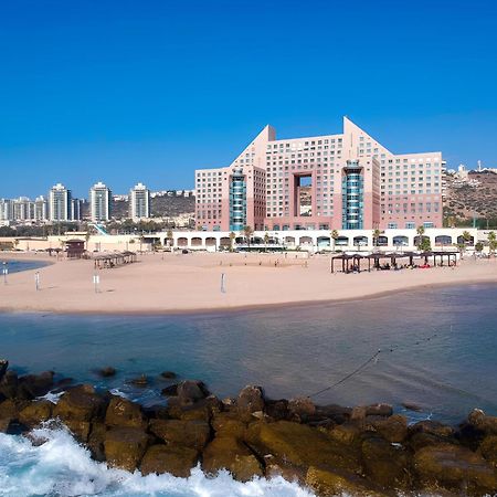 Almog Beach Apartments מגדלי חוף הכרמל חיפה Exterior photo