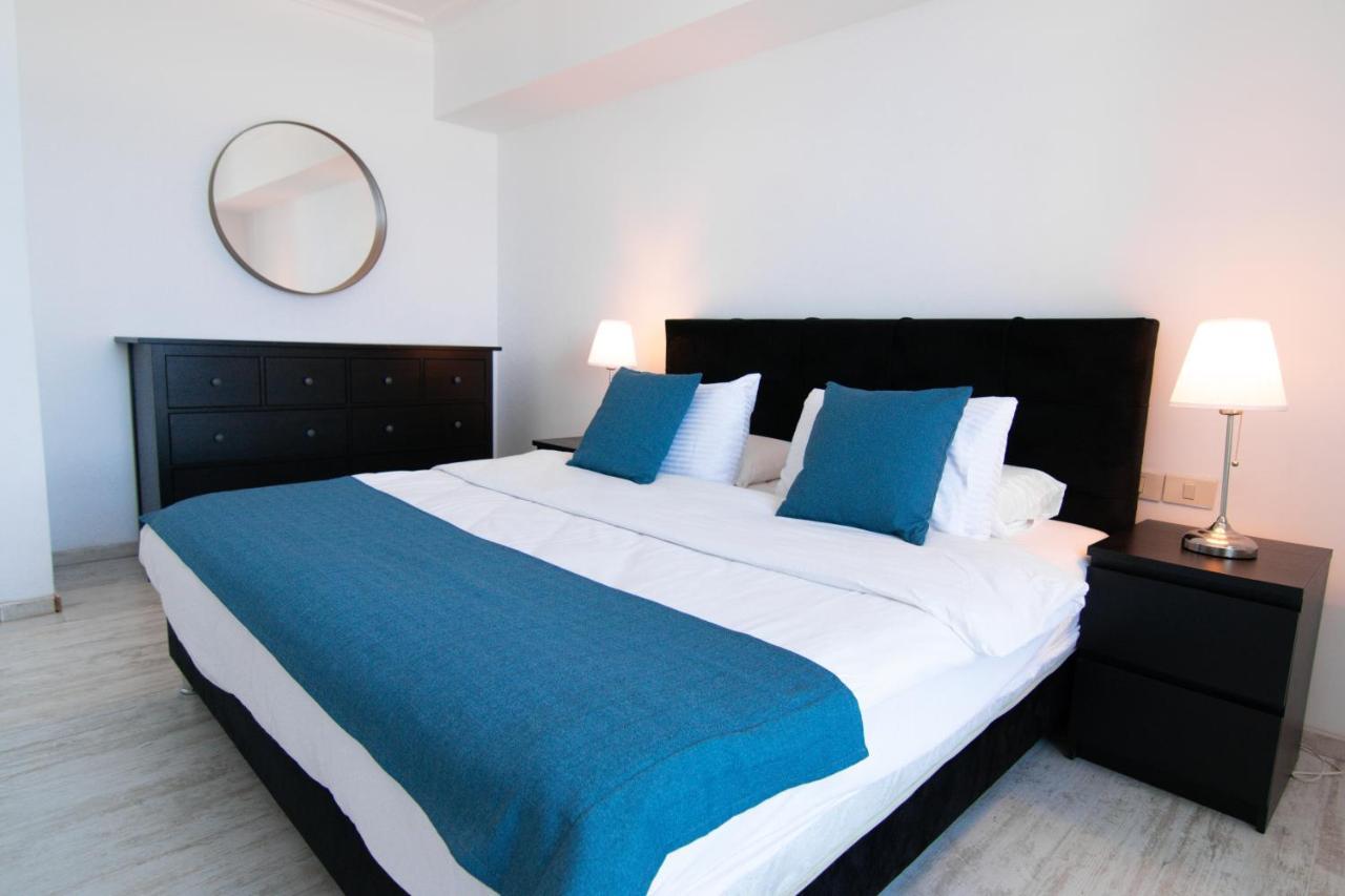 Almog Beach Apartments מגדלי חוף הכרמל חיפה Exterior photo